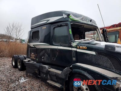 Zdjęcie 9 z 10 samochodu: 2018 VOLVO VNL SEMI TRUCK VIN:4V4NC9EH9JN891270 - miniatura