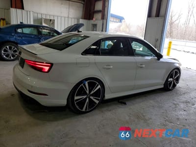 Trzecie zdjęcie samochodu z tyłu: 2019 AUDI RS3 VIN:WUABWGFF1KA904970 - miniatura