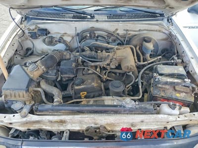 Zdjęcie 11 z 12 samochodu: 2002 TOYOTA TACOMA BASE VIN:5TENL42N02Z098768 - miniatura