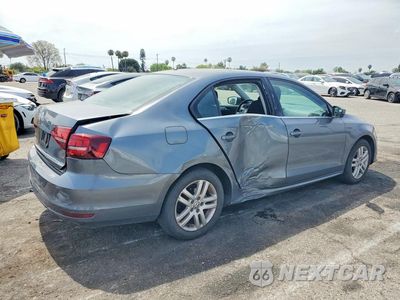 Trzecie zdjęcie samochodu z tyłu: 2017 VOLKSWAGEN JETTA S VIN:3VW2B7AJ6HM310159 - miniatura