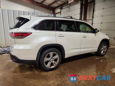 Trzecie zdjęcie samochodu z tyłu: 2014 TOYOTA HIGHLANDER LIMITED VIN:5TDDKRFH8ES071481 - miniatura