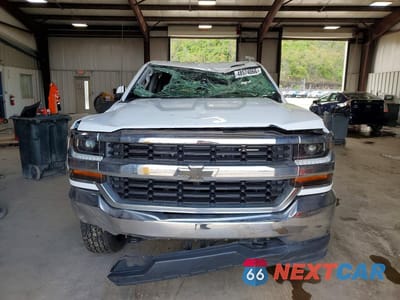 Piąte zdjęcie samochodu w środku: 2019 CHEVROLET SILVERADO LD K1500 LT VIN:2GCVKPEC6K1157342 - miniatura