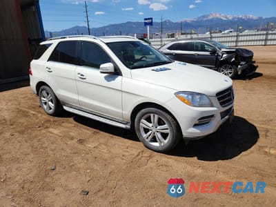 Czwarte zdjęcie samochodu z boku: 2013 MERCEDES-BENZ ML 350 4MATIC VIN:4JGDA5HB7DA247402 - miniatura