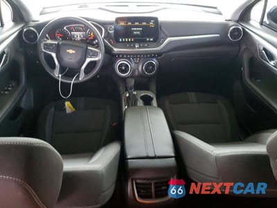 Zdjęcie 8 z 13 samochodu: 2025 CHEVROLET BLAZER 2LT VIN:3GNKBHR44SS204892 - miniatura