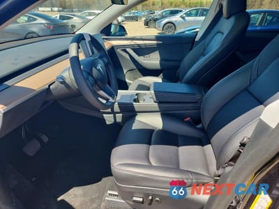 Zdjęcie 7 z 14 samochodu: 2024 TESLA MODEL Y VIN:7SAYGAEE4RF994761 - miniatura