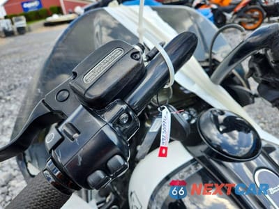 Zdjęcie 8 z 10 samochodu: 2018 HARLEY-DAVIDSON FLTRXS ROAD GLIDE SPECIAL VIN:1HD1KTC17JB657421 - miniatura