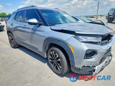 Czwarte zdjęcie samochodu z boku: 2023 CHEVROLET TRAILBLAZER LT VIN:KL79MPS27PB157216 - miniatura