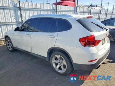 Drugie zdjęcie samochodu z przodu: 2015 BMW X1 SDRIVE28I VIN:WBAVM1C54FVW56833 - miniatura