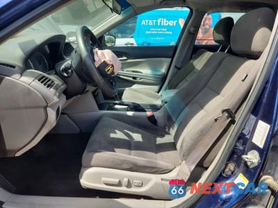 Zdjęcie 7 z 12 samochodu: 2010 HONDA ACCORD EX VIN:1HGCP2F78AA031194 - miniatura