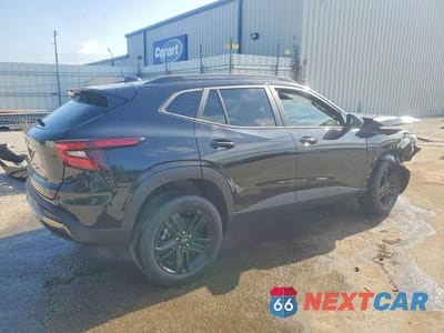 Trzecie zdjęcie samochodu z tyłu: 2026 CHEVROLET TRAX ACTIV VIN:KL77LKEP9TC041721 - miniatura