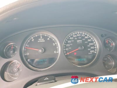 Zdjęcie 9 z 13 samochodu: 2007 CHEVROLET SUBURBAN K1500 VIN:1GNFK16Y17R365159 - miniatura