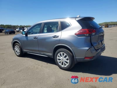 Drugie zdjęcie samochodu z przodu: 2018 NISSAN ROGUE S VIN:KNMAT2MV4JP585428 - miniatura