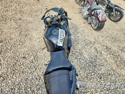 Zdjęcie 6 z 9 samochodu: 2003 SUZUKI GSX-R1000 VIN:JS1GT75A732102656 - miniatura