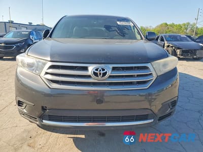 Piąte zdjęcie samochodu w środku: 2012 TOYOTA HIGHLANDER BASE VIN:5TDZA3EH4CS020449 - miniatura