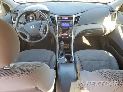 Zdjęcie 8 z 13 samochodu: 2013 HYUNDAI SONATA GLS VIN:5NPEB4AC1DH744635 - miniatura