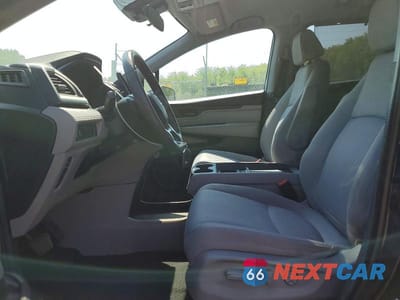 Zdjęcie 7 z 12 samochodu: 2019 HONDA ODYSSEY EX VIN:5FNRL6H58KB122711 - miniatura