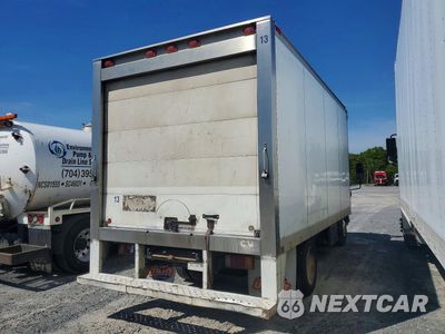 Trzecie zdjęcie samochodu z tyłu: 2016 ISUZU NQR REFRIGERATED BOX TRUCK VIN:JALE5W164G7900557 - miniatura