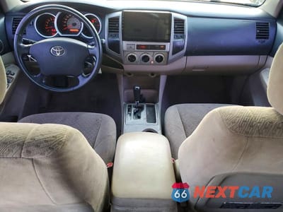 Zdjęcie 8 z 12 samochodu: 2006 TOYOTA TACOMA PRERUNNER V6 VIN:3TMJU62N96M021102 - miniatura