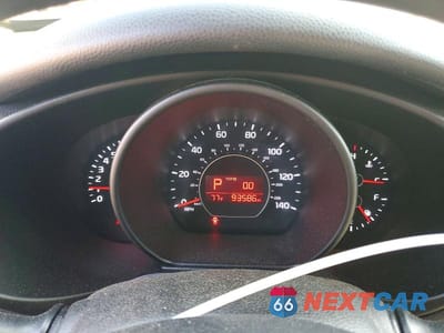 Zdjęcie 9 z 13 samochodu: 2017 KIA SOUL VIN:KNDJN2A23H7431355 - miniatura