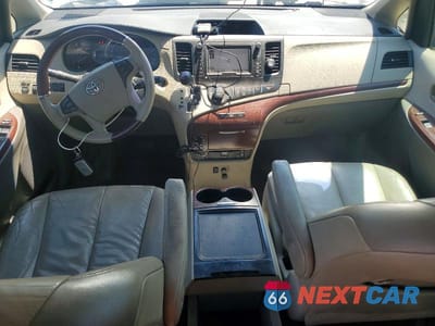 Zdjęcie 8 z 13 samochodu: 2013 TOYOTA SIENNA LIMITED 7-PASSENGER VIN:5TDDK3DCXDS052675 - miniatura