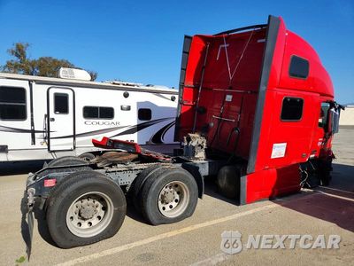 Czwarte zdjęcie samochodu z boku: 2024 VOLVO VNL SEMI TRUCK VIN:4V4NC9EH0RN661452 - miniatura