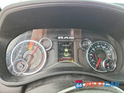 Zdjęcie 9 z 12 samochodu: 2024 RAM 3500 TRADESMAN VIN:3C63RRGL3RG218876 - miniatura
