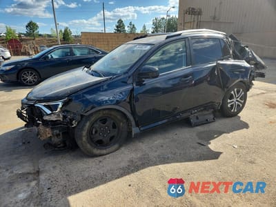 2018 TOYOTA RAV4 LE JTMZFREV0JJ724457 - główne zdjęcie licytacji z USA - miniatura