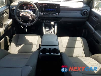 Zdjęcie 8 z 11 samochodu: 2024 CHEVROLET COLORADO VIN:1GCPSBEK0R1268813 - miniatura
