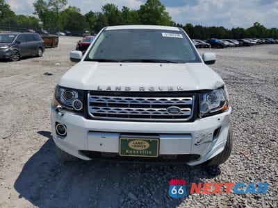Piąte zdjęcie samochodu w środku: 2014 LAND ROVER LR2 HSE VIN:SALFR2BG8EH411055 - miniatura