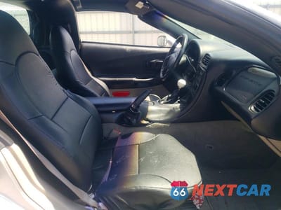 Zdjęcie 10 z 12 samochodu: 2004 CHEVROLET CORVETTE VIN:1G1YY22G845118199 - miniatura