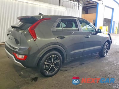 Trzecie zdjęcie samochodu z tyłu: 2026 KIA NIRO LX VIN:KNDCP3LE3T5324021 - miniatura