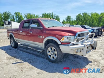 Czwarte zdjęcie samochodu z boku: 2015 RAM 3500 LARAMIE VIN:3C63R3ML0FG702680 - miniatura