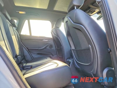 Zdjęcie 10 z 12 samochodu: 2020 BMW X1 XDRIVE28I VIN:WBXJG9C09L5P94152 - miniatura