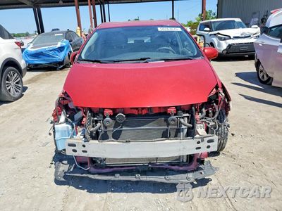 Piąte zdjęcie samochodu w środku: 2014 TOYOTA PRIUS TWO VIN:JTDKN3DU8E0392533 - miniatura