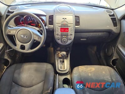 Zdjęcie 8 z 11 samochodu: 2010 KIA SOUL + VIN:KNDJT2A22A7192537 - miniatura