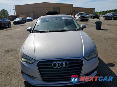 Piąte zdjęcie samochodu w środku: 2015 AUDI A3 PREMIUM VIN:WAUACGFF1F1065486 - miniatura