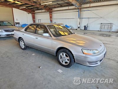 Czwarte zdjęcie samochodu z boku: 1995 LEXUS ES 300 VIN:JT8GK13T5S0084841 - miniatura