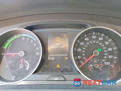 Zdjęcie 9 z 12 samochodu: 2016 VOLKSWAGEN E-GOLF SEL PREMIUM VIN:WVWPP7AU9GW903596 - miniatura