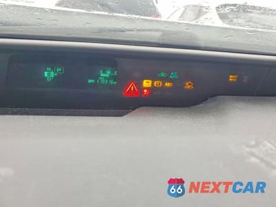 Zdjęcie 9 z 13 samochodu: 2007 TOYOTA PRIUS VIN:JTDKB20U273252942 - miniatura