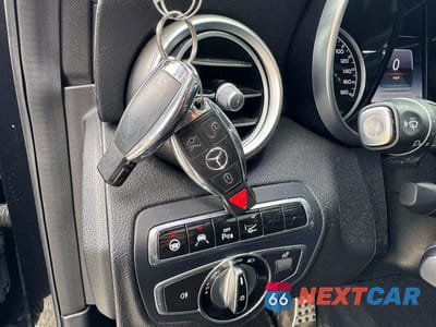 Zdjęcie 11 z 14 samochodu: 2016 MERCEDES-BENZ C 450 4MATIC AMG VIN:55SWF6EB5GU110638 - miniatura