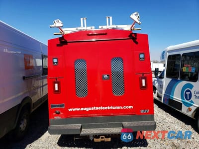 Zdjęcie 6 z 12 samochodu: 2017 GMC SAVANA CUTAWAY G3500 VIN:1GD07RFG7H1131741 - miniatura