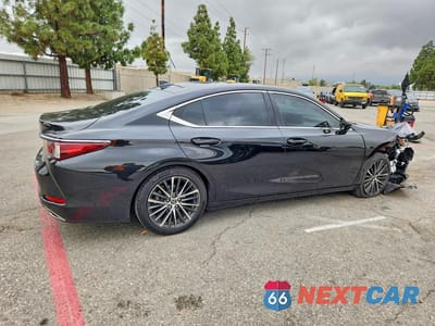 Trzecie zdjęcie samochodu z tyłu: 2023 LEXUS ES 350 BASE VIN:58ADZ1B17PU145773 - miniatura