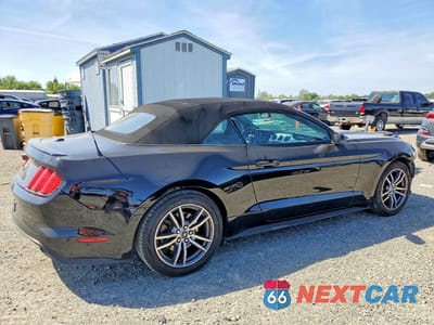 Trzecie zdjęcie samochodu z tyłu: 2017 FORD MUSTANG VIN:1FATP8UH6H5204233 - miniatura