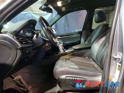 Zdjęcie 7 z 13 samochodu: 2018 BMW X5 XDRIVE35I VIN:5UXKR0C5XJL074448 - miniatura