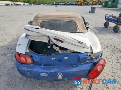 Zdjęcie 6 z 12 samochodu: 2003 MAZDA MX-5 MIATA BASE VIN:JM1NB353330311527 - miniatura