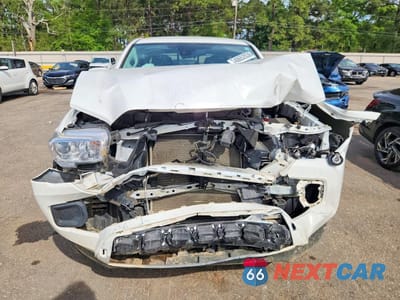 Piąte zdjęcie samochodu w środku: 2023 TOYOTA TACOMA SR V6 VIN:3TMCZ5AN9PM646915 - miniatura