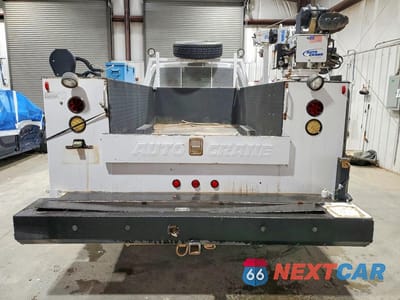 Zdjęcie 6 z 11 samochodu: 2013 FORD F350 SUPER DUTY UTILITY / SERVICE TRUCK VIN:1FD8X3H64DEB31011 - miniatura