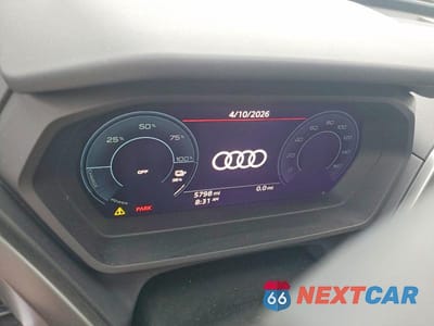 Zdjęcie 9 z 13 samochodu: 2024 AUDI Q4 E-TRON PREMIUM PLUS VIN:WA1LUBFZ7RP064859 - miniatura