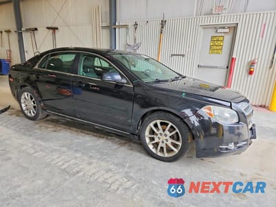 Czwarte zdjęcie samochodu z boku: 2011 CHEVROLET MALIBU 2LT VIN:1G1ZD5E12BF215141 - miniatura