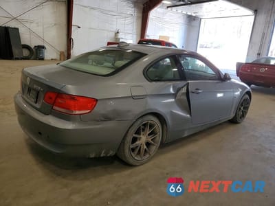 Trzecie zdjęcie samochodu z tyłu: 2008 BMW 328 XI VIN:WBAWC33588PC87228 - miniatura